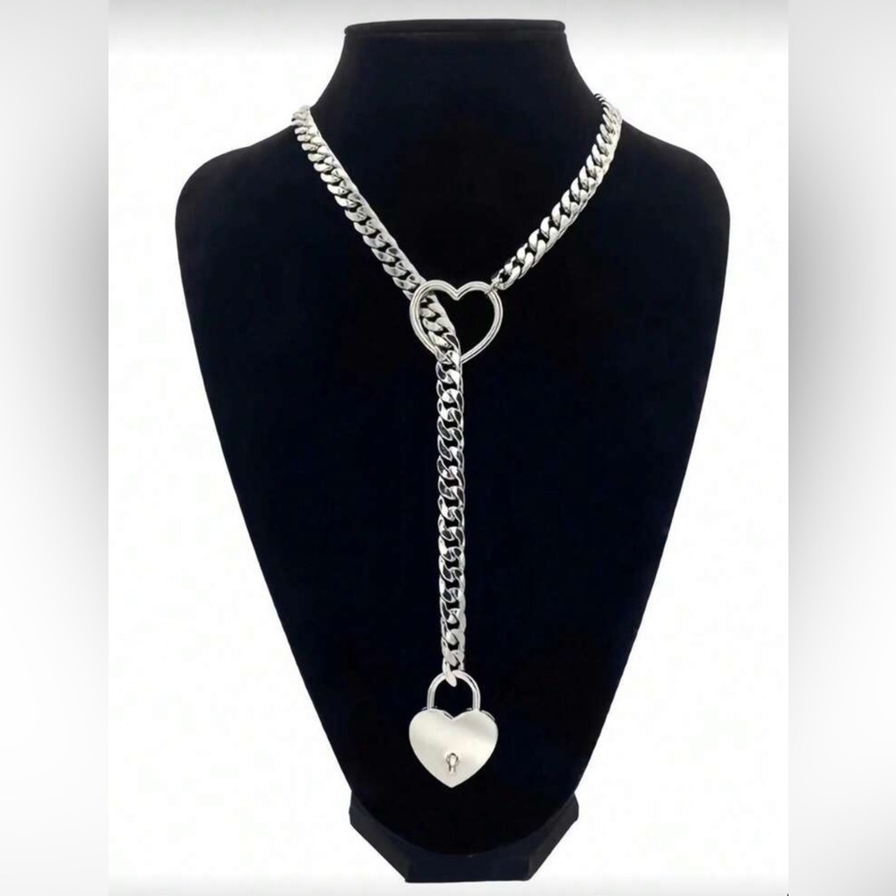 Silver Plated Heart Lock & Key Lariat Necklace